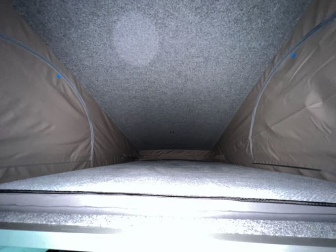 2025 Volkswagen Transporter