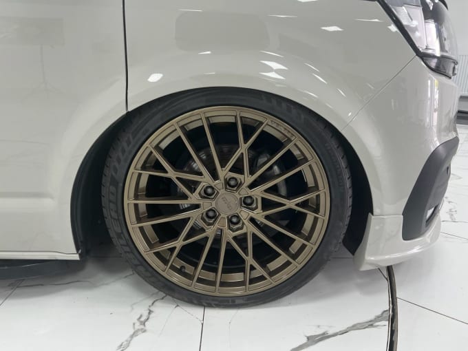 2025 Volkswagen Transporter