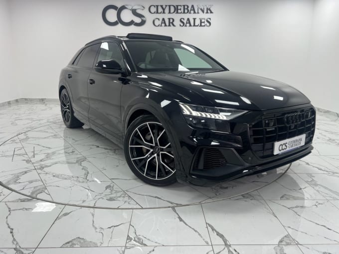 2025 Audi Q8