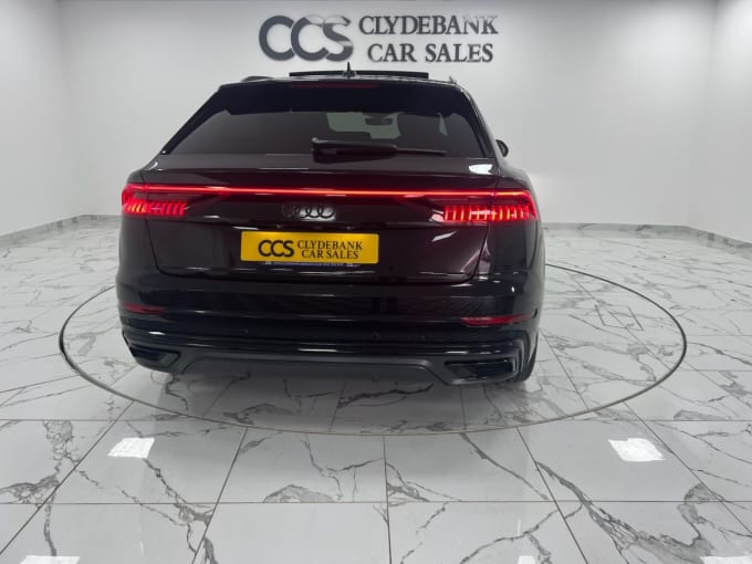 2025 Audi Q8