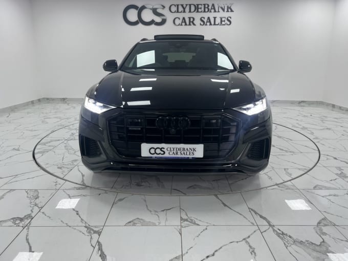 2025 Audi Q8