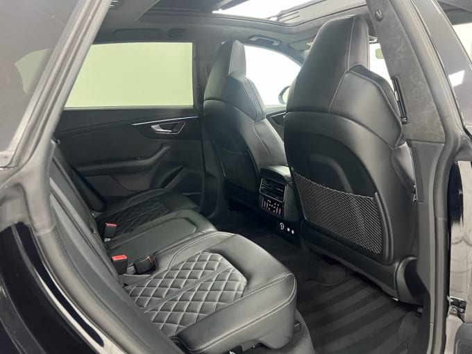 2025 Audi Q8