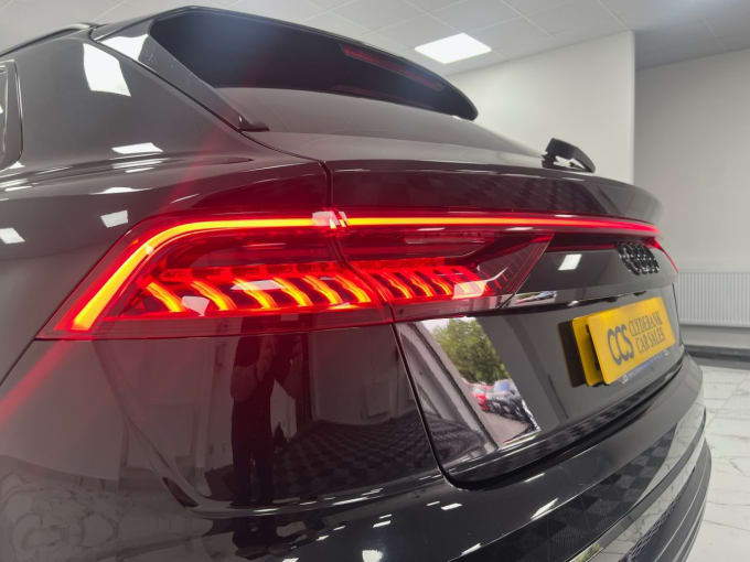 2025 Audi Q8