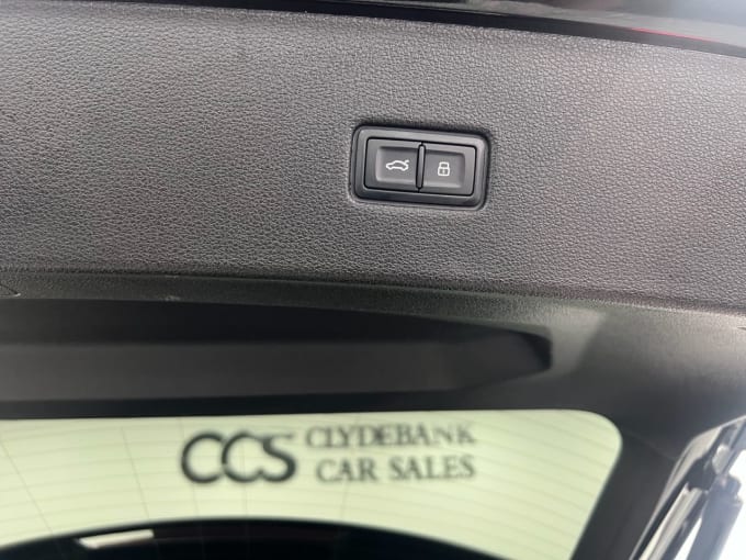 2025 Audi Q8