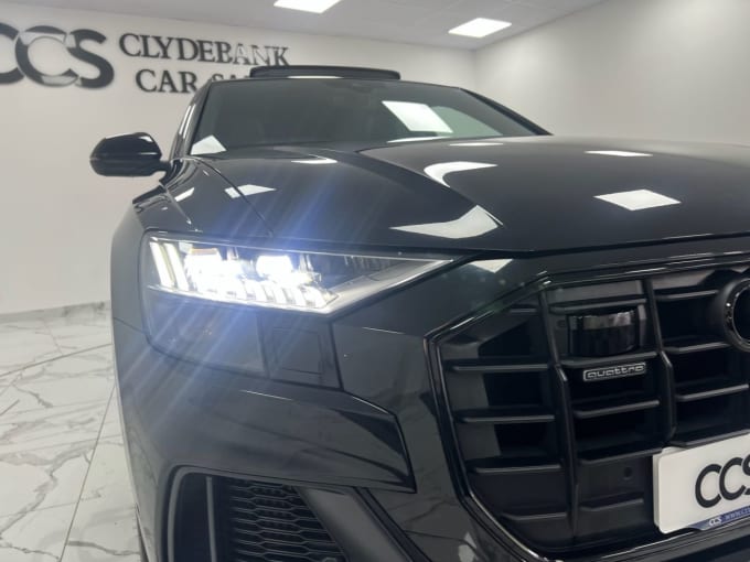 2025 Audi Q8
