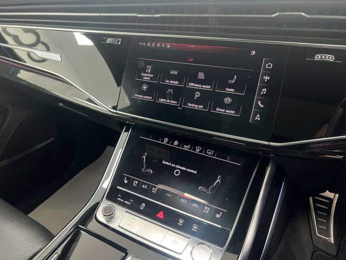 2025 Audi Q8