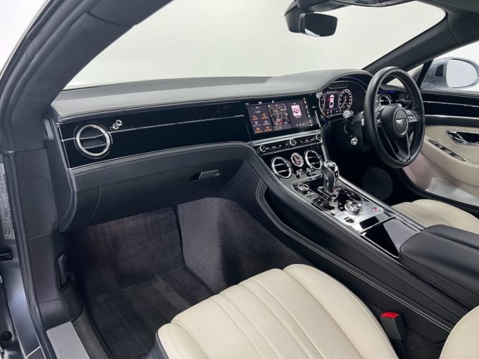 2025 Bentley Continental