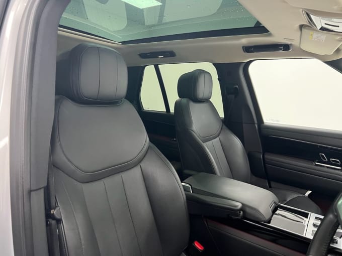 2025 Land Rover Range Rover