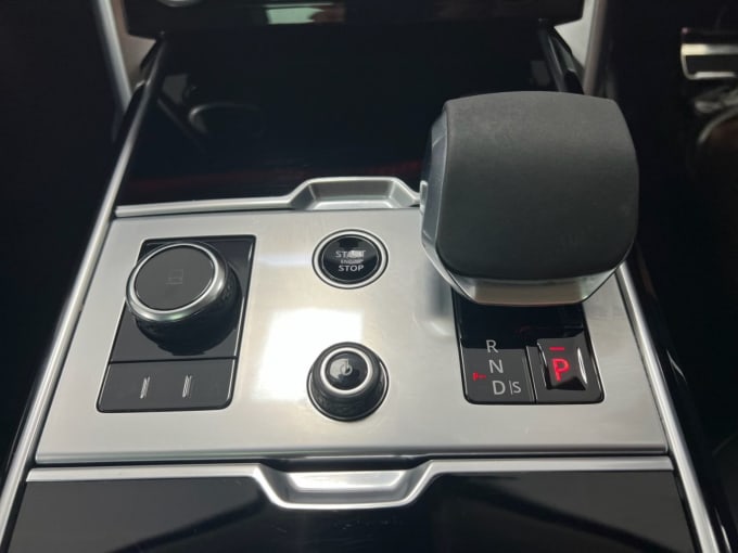 2025 Land Rover Range Rover