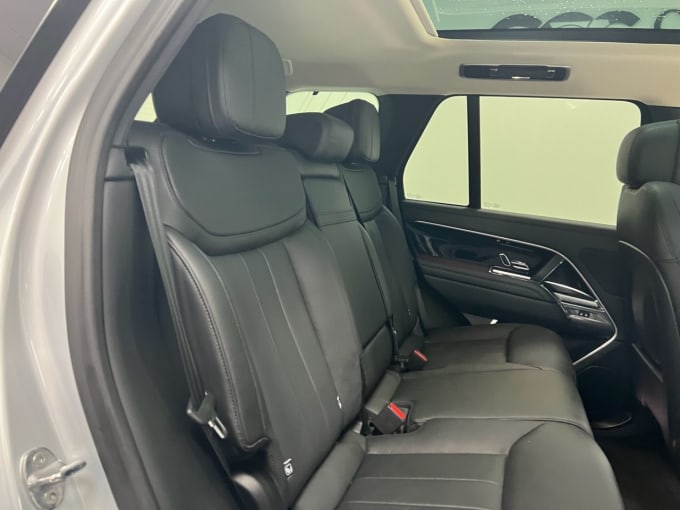 2025 Land Rover Range Rover