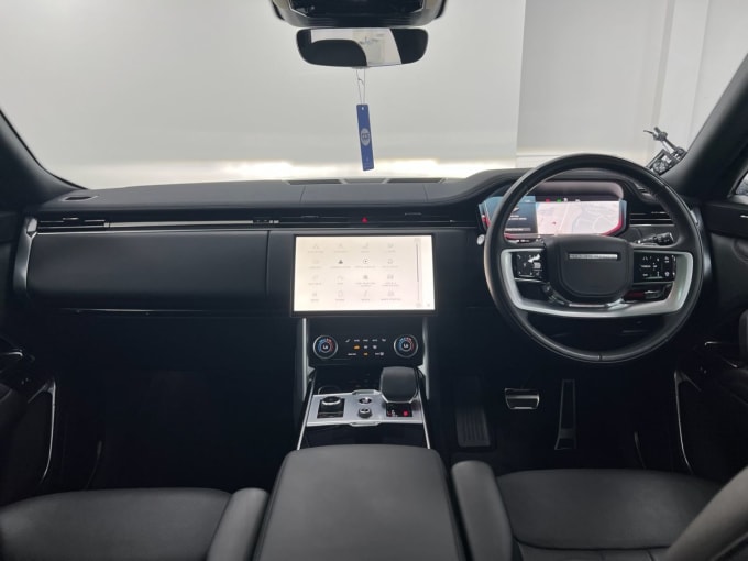 2025 Land Rover Range Rover