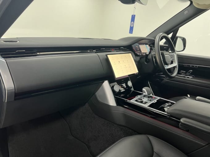 2025 Land Rover Range Rover