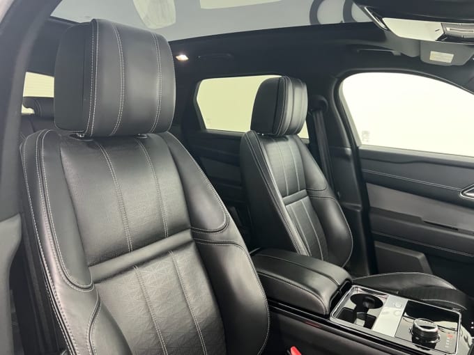 2025 Land Rover Range Rover Velar