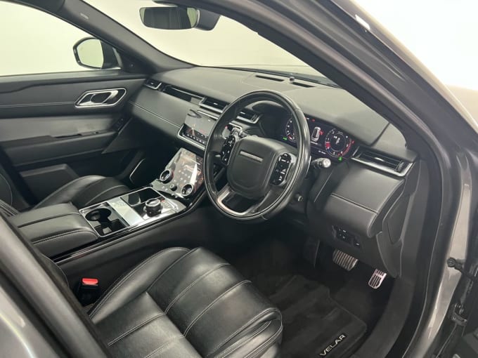 2025 Land Rover Range Rover Velar