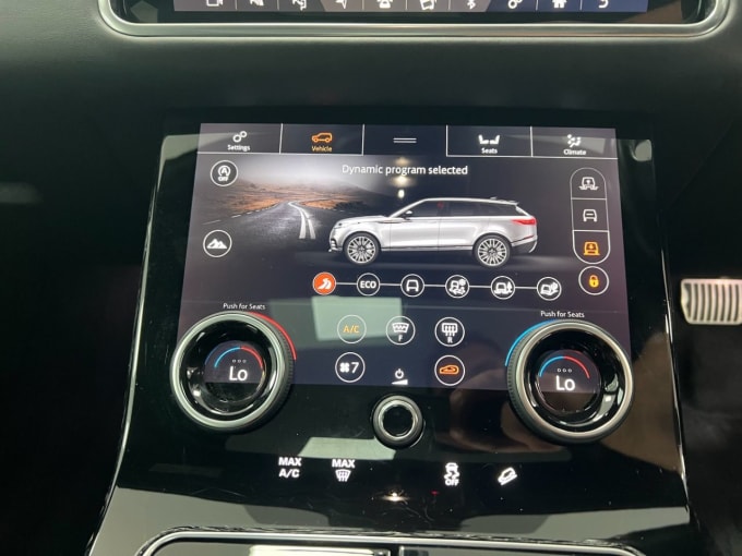 2025 Land Rover Range Rover Velar