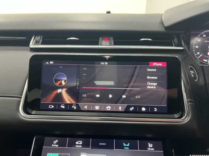 2025 Land Rover Range Rover Velar