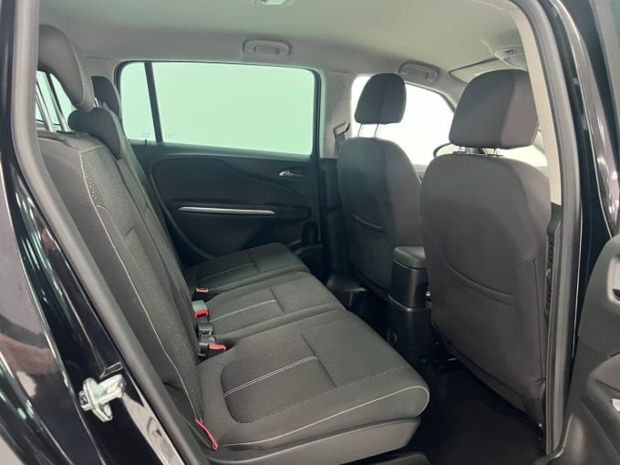 2025 Vauxhall Zafira Tourer