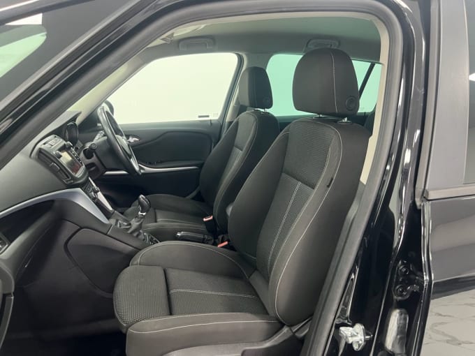 2025 Vauxhall Zafira Tourer