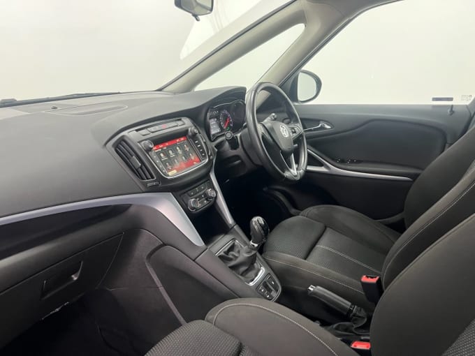 2025 Vauxhall Zafira Tourer