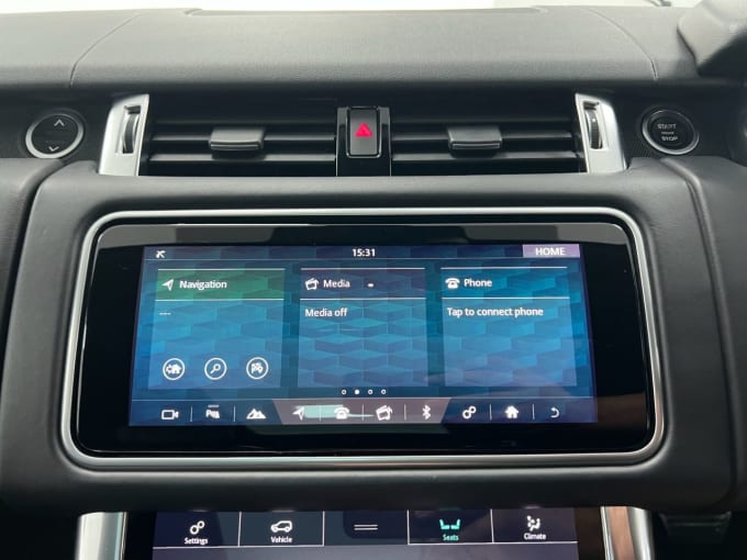 2025 Land Rover Range Rover Sport