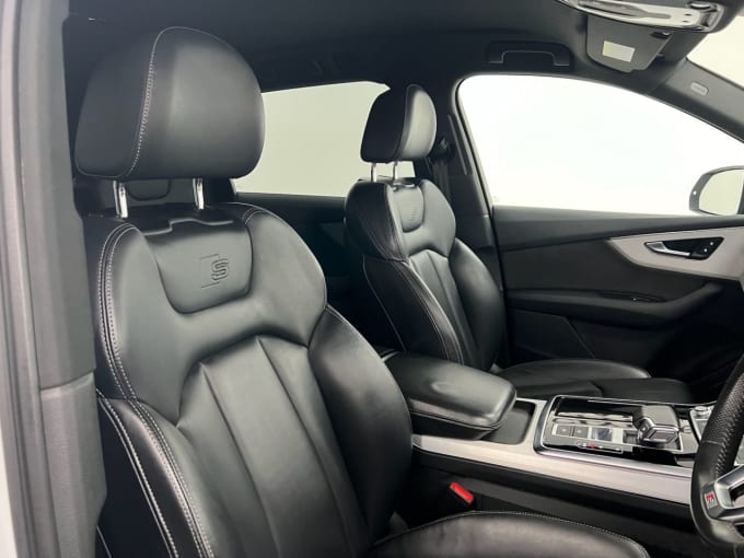 2025 Audi Q7