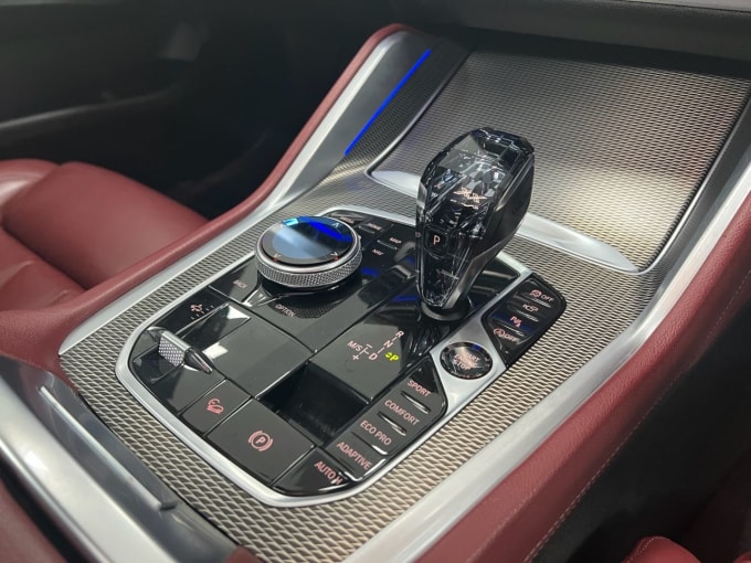 2025 BMW X6