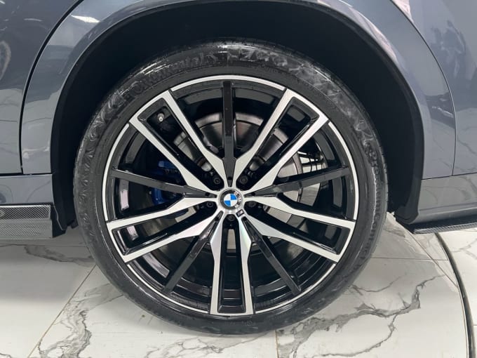 2025 BMW X6