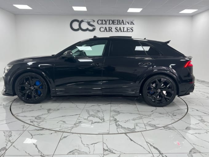 2025 Audi Rsq8