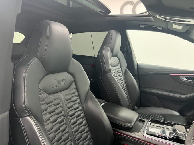 2025 Audi Rsq8