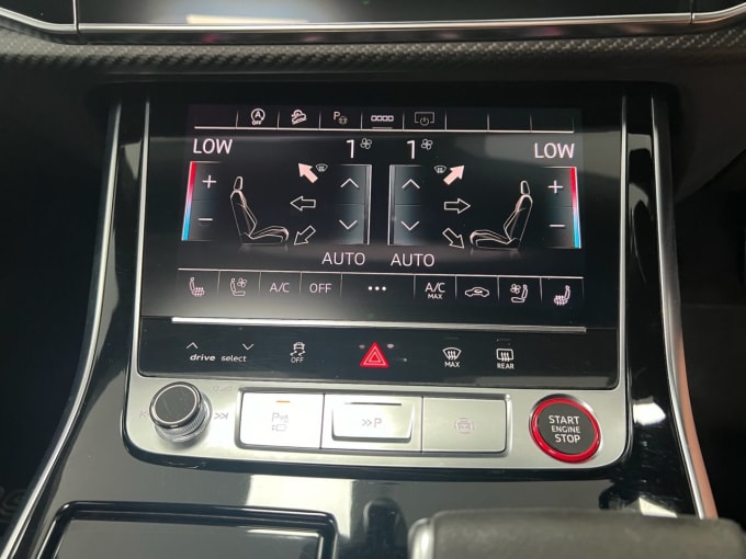 2025 Audi Rsq8
