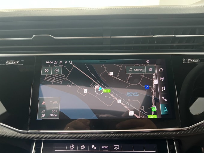 2025 Audi Rsq8