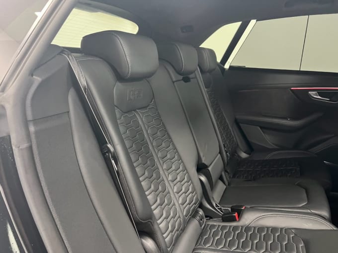 2025 Audi Rsq8