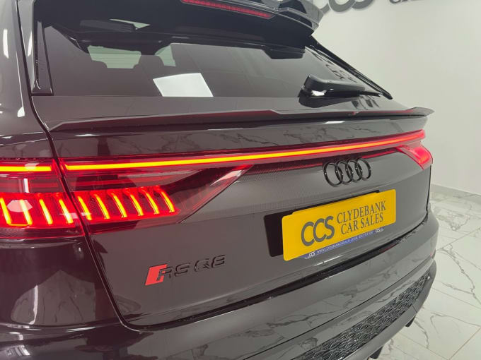 2025 Audi Rsq8