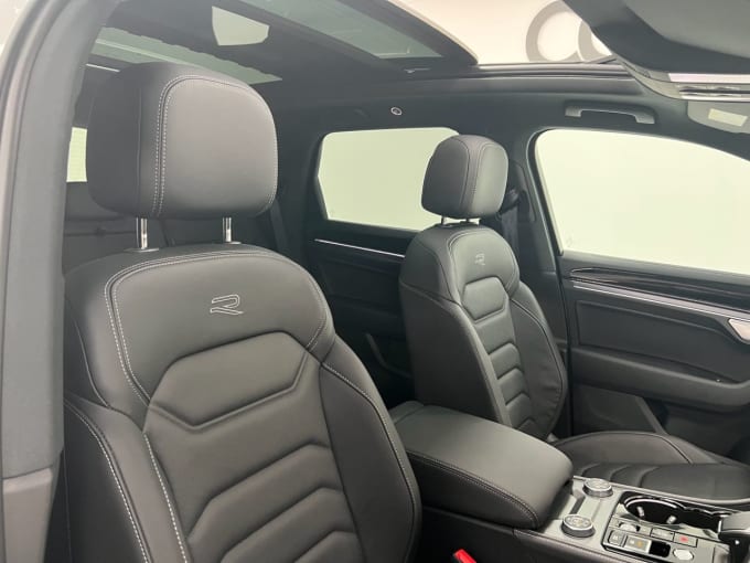 2025 Volkswagen Touareg