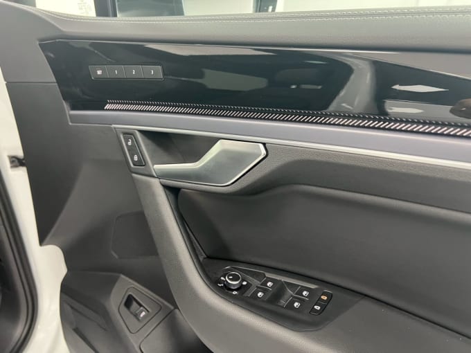 2025 Volkswagen Touareg