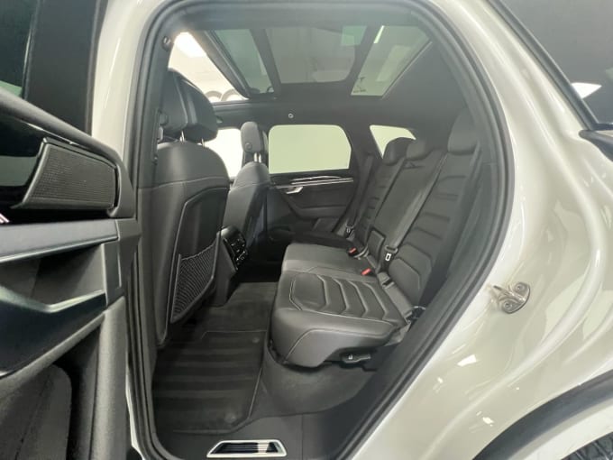 2025 Volkswagen Touareg