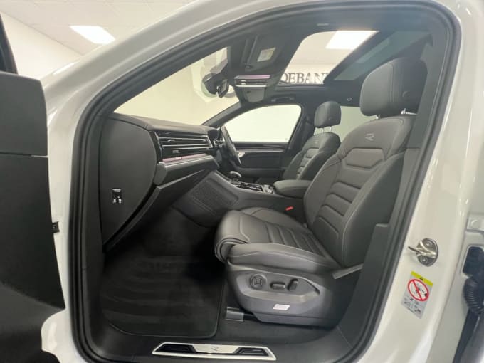 2025 Volkswagen Touareg