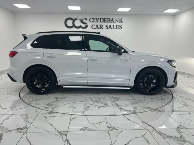 2025 Volkswagen Touareg