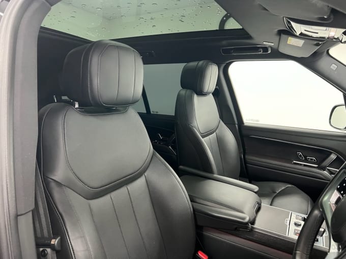 2025 Land Rover Range Rover