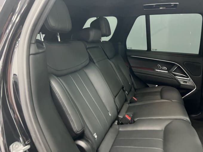 2025 Land Rover Range Rover