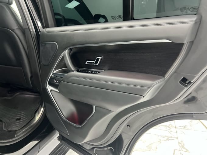 2025 Land Rover Range Rover