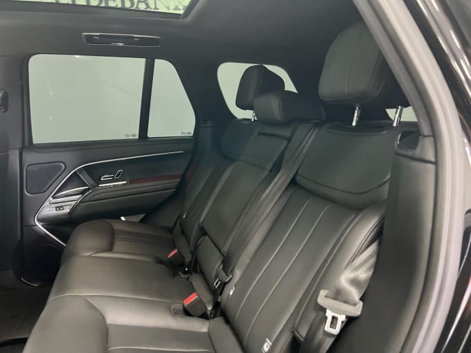2025 Land Rover Range Rover