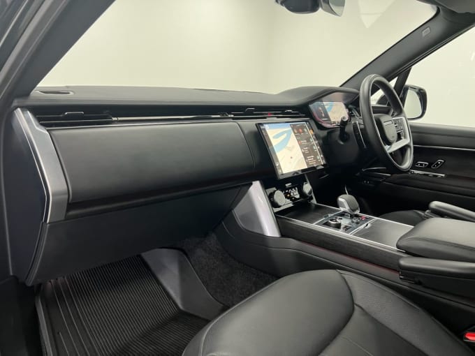 2025 Land Rover Range Rover