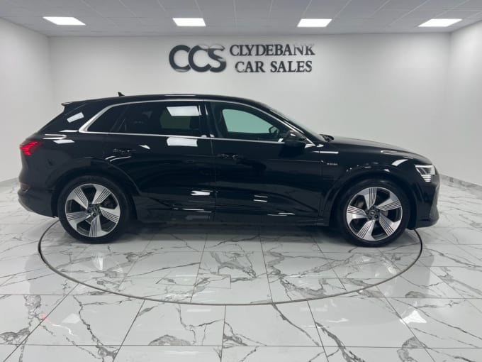2025 Audi E-tron