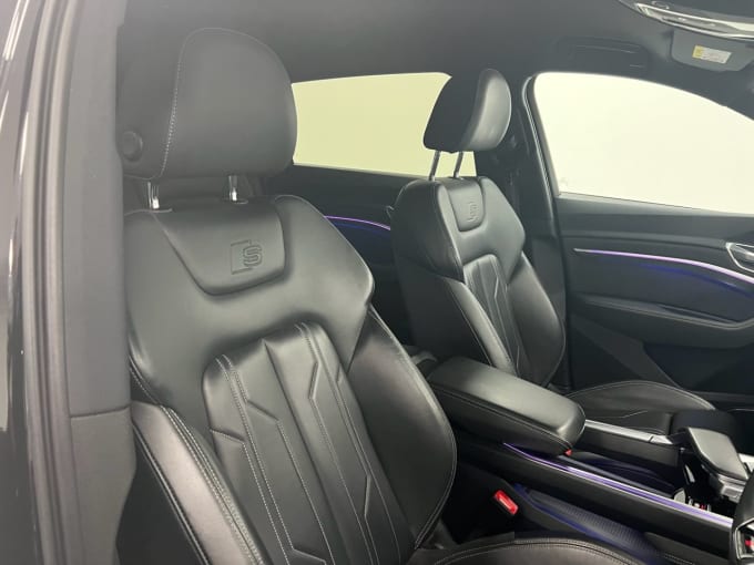 2025 Audi E-tron