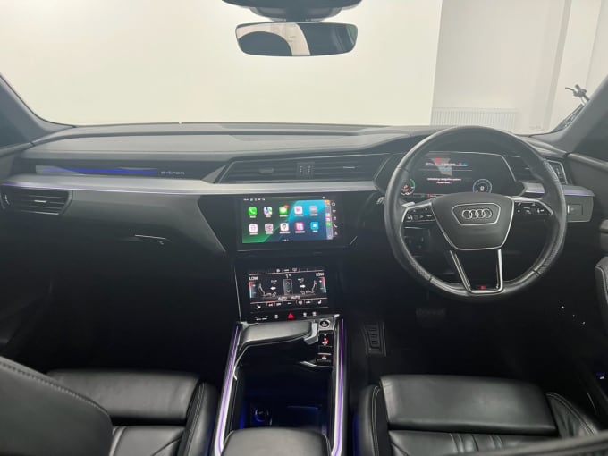2025 Audi E-tron