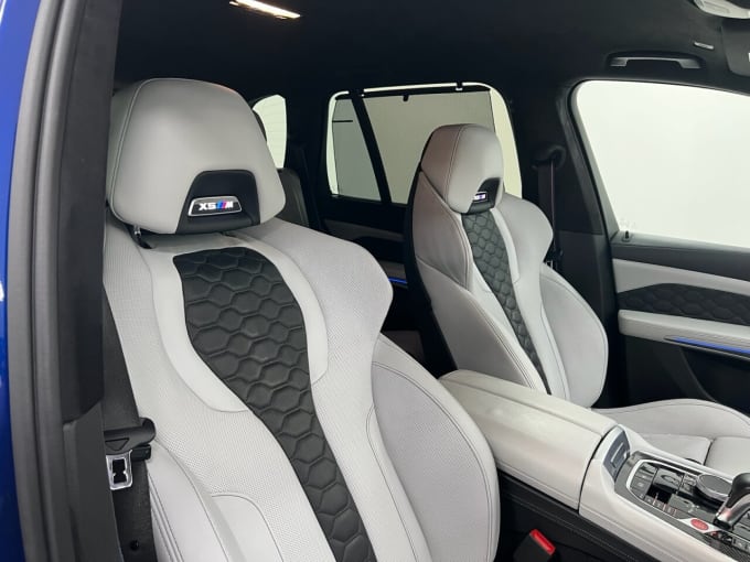 2025 BMW X5 M