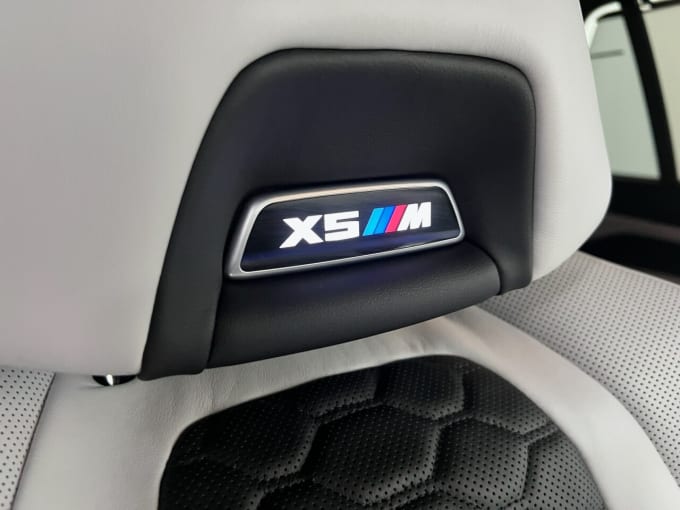 2025 BMW X5 M