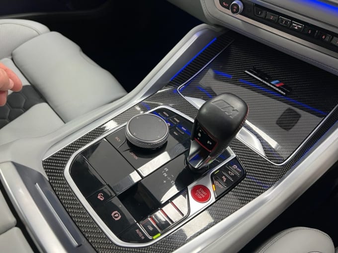 2025 BMW X5 M