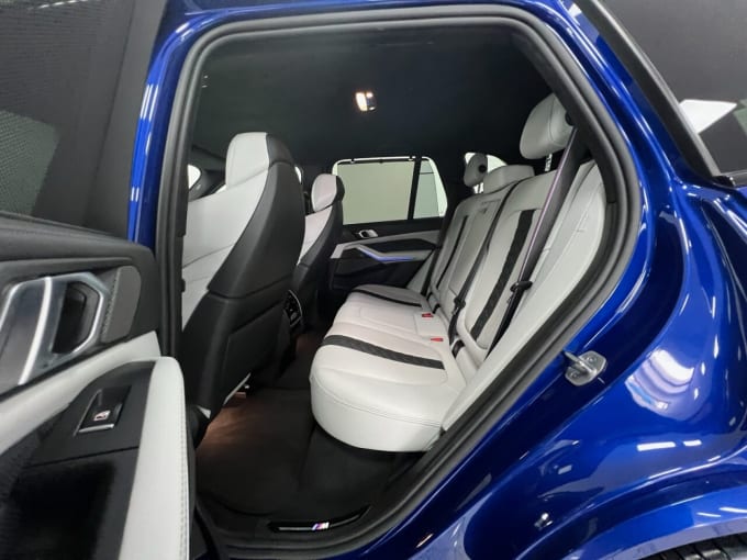 2025 BMW X5 M